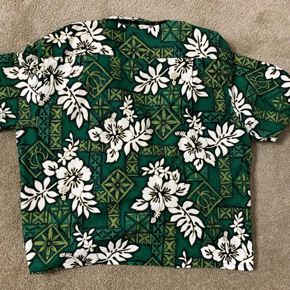 Flower button down - Picture 2 of 4